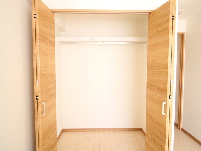 レジデンス岩島の物件内観写真