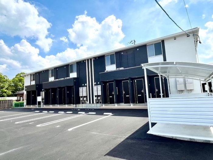 ティーノ　フェリーチェ　３３の物件外観写真