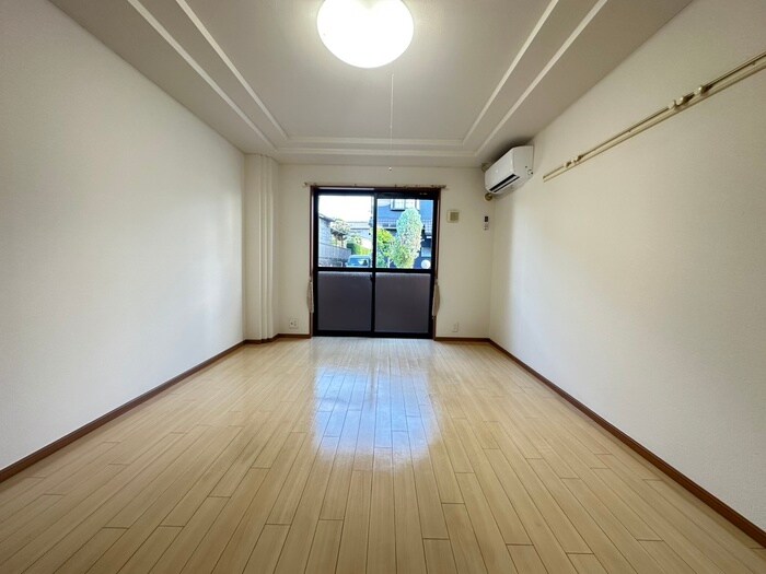 サンピエール青山Aの物件内観写真