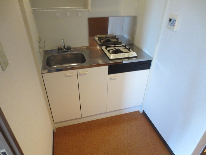 シャトゥルミエ－ルの物件内観写真