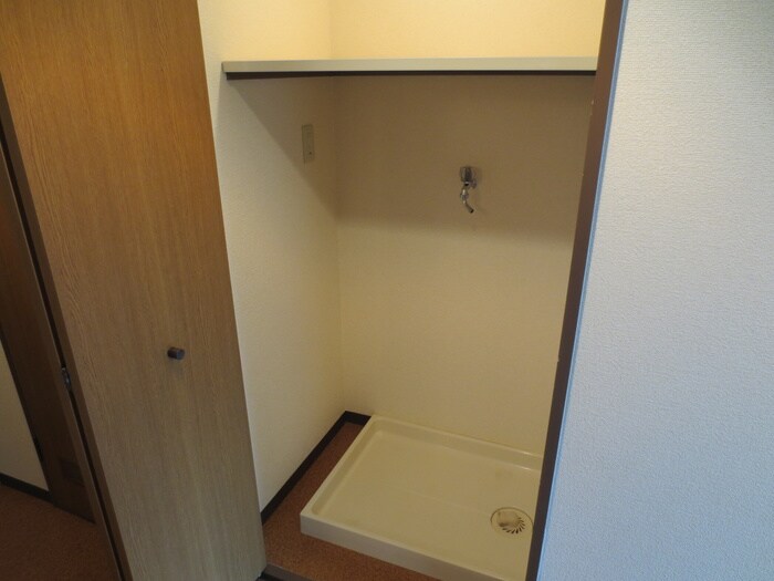 シャトゥルミエ－ルの物件内観写真