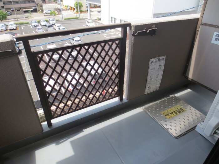 シャトゥルミエ－ルの物件内観写真