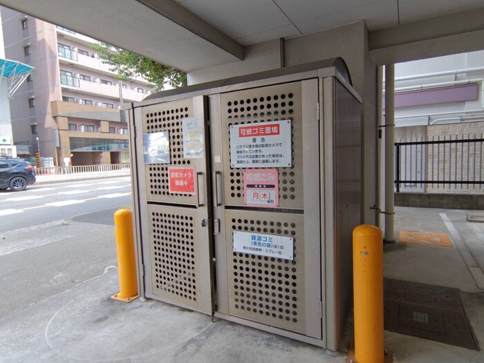 ランドハウス泉の物件外観写真