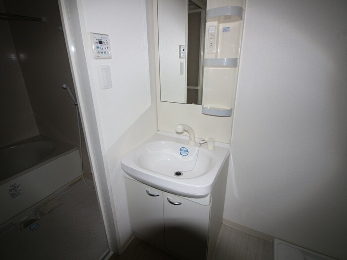 ランドハウス泉の物件内観写真