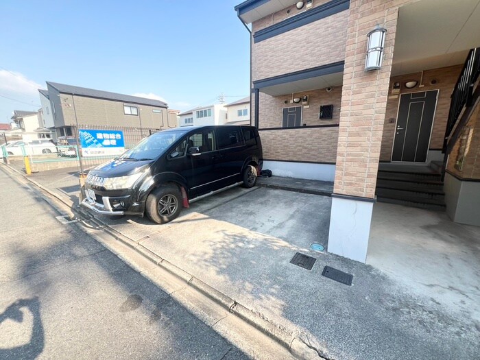 アロッジオ宮塚の物件外観写真