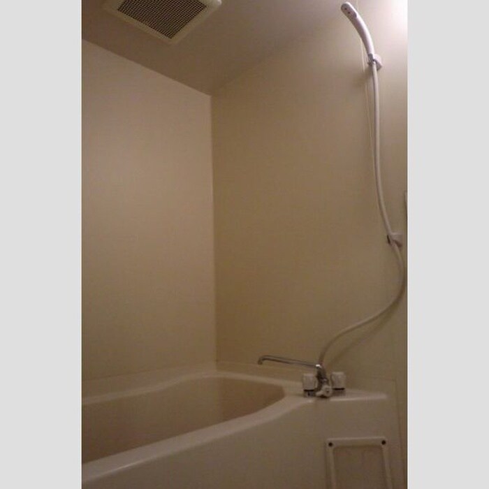 アロッジオ宮塚の物件内観写真