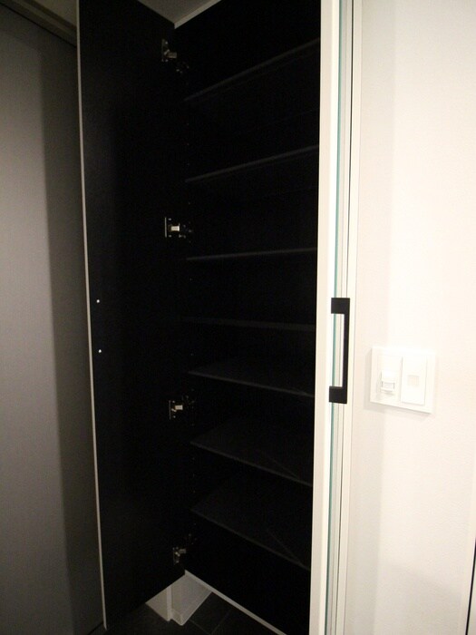 THE LOUNGE LINEAR GATEの物件内観写真