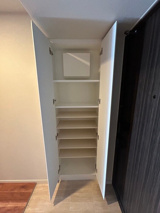 ｸﾚｳﾞｨｽﾀ名古屋上前津(806)の物件内観写真