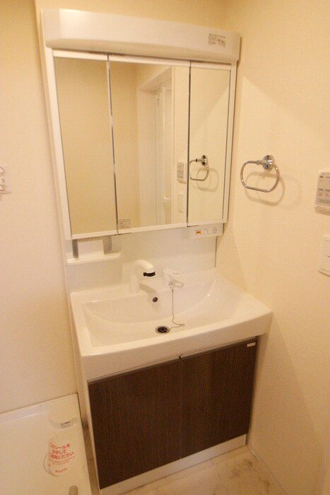 パルク名城の物件内観写真