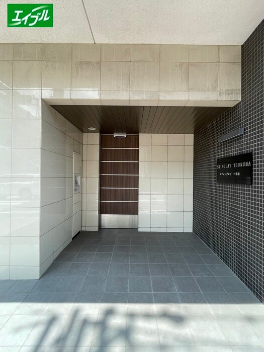 スティングレイつるまの物件外観写真