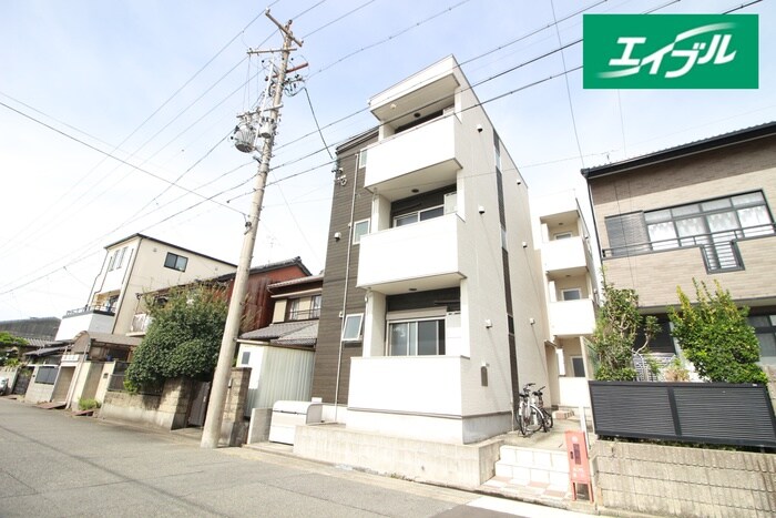 HS津金の物件外観写真