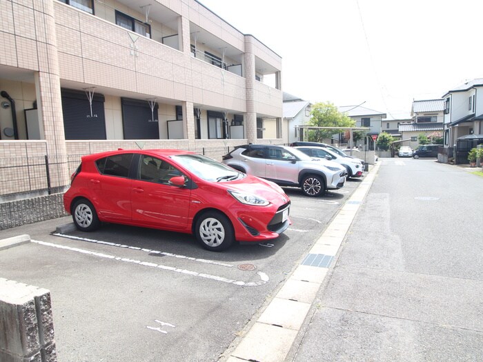 アイリス大鐘の物件外観写真