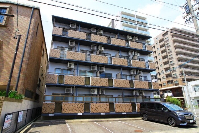 フレンズ西崎の物件外観写真