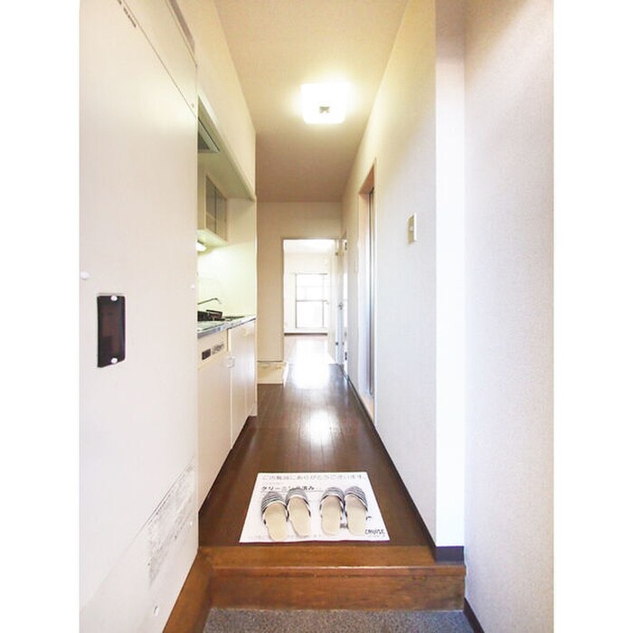 フレンズ西崎の物件内観写真