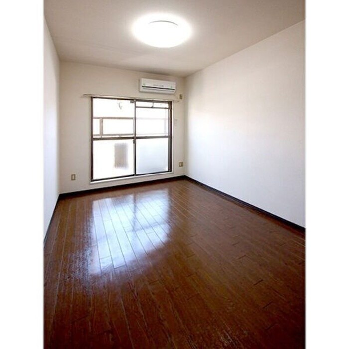 フレンズ西崎の物件内観写真