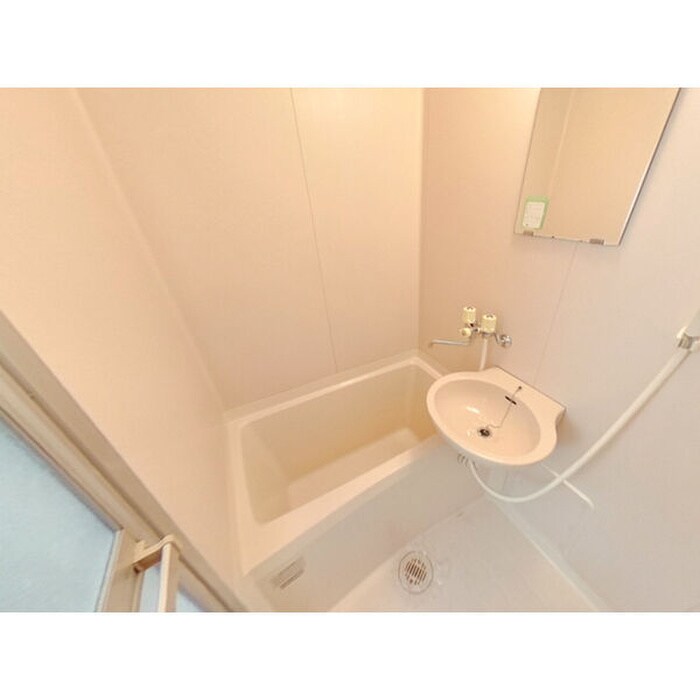 フレンズ西崎の物件内観写真