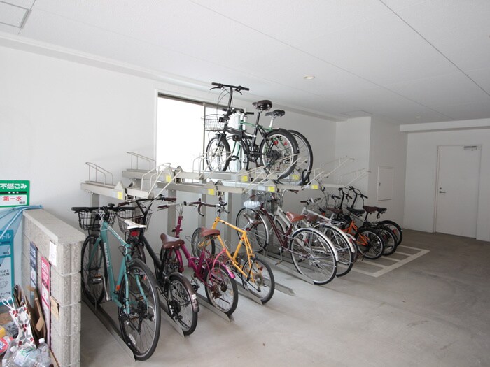 ドゥナーレ東別院の物件外観写真