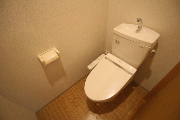 ドゥナーレ東別院の物件内観写真