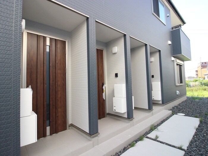 ﾘｰﾌﾞﾙﾌｧｲﾝ一宮市乾町１号棟の物件外観写真