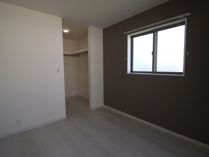 ﾘｰﾌﾞﾙﾌｧｲﾝ一宮市乾町１号棟の物件内観写真