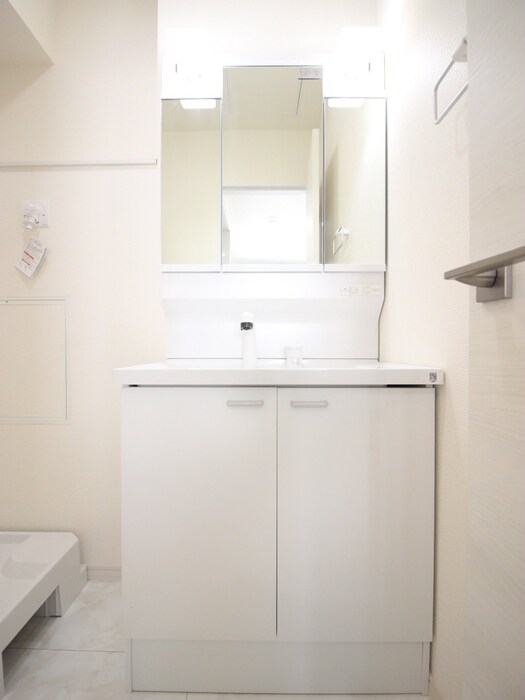 ﾘｰﾌﾞﾙﾌｧｲﾝ一宮市乾町１号棟の物件内観写真