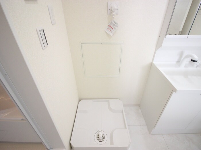 ﾘｰﾌﾞﾙﾌｧｲﾝ一宮市乾町１号棟の物件内観写真