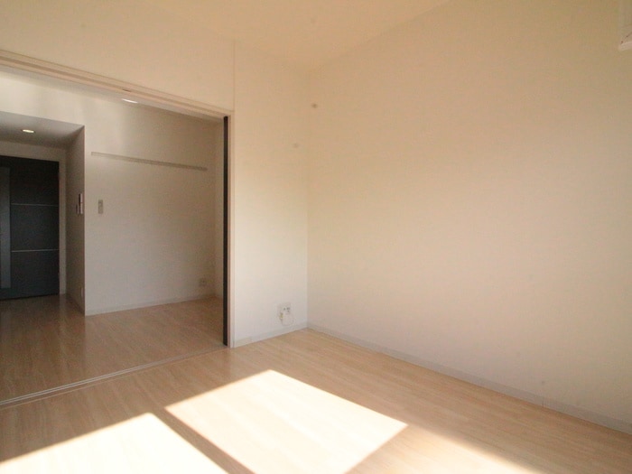 エスカルコートの物件内観写真