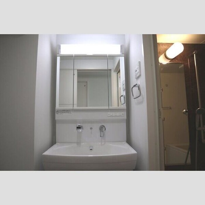 エスカルコートの物件内観写真