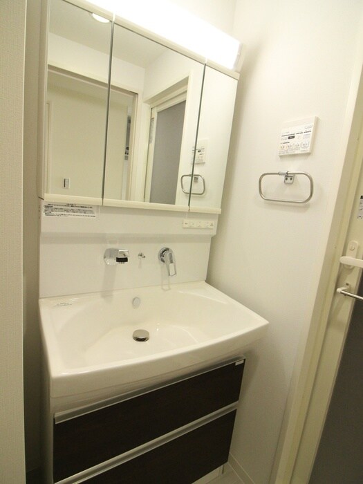 エスカルコートの物件内観写真