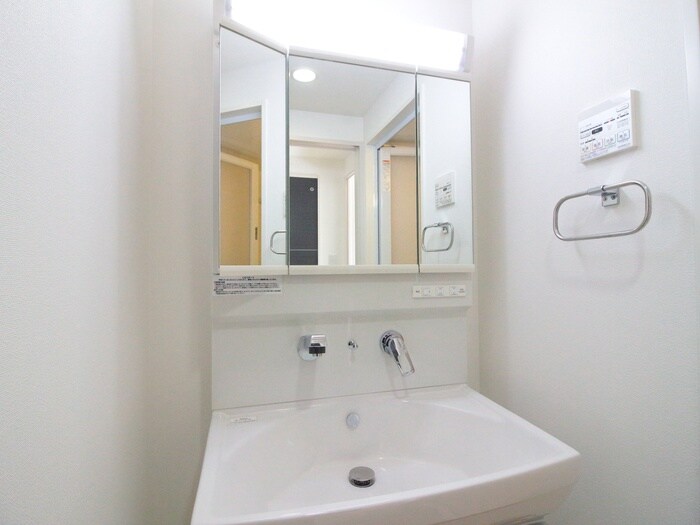 エスカルコートの物件内観写真