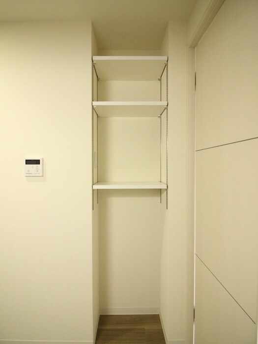 エスカルコートの物件内観写真