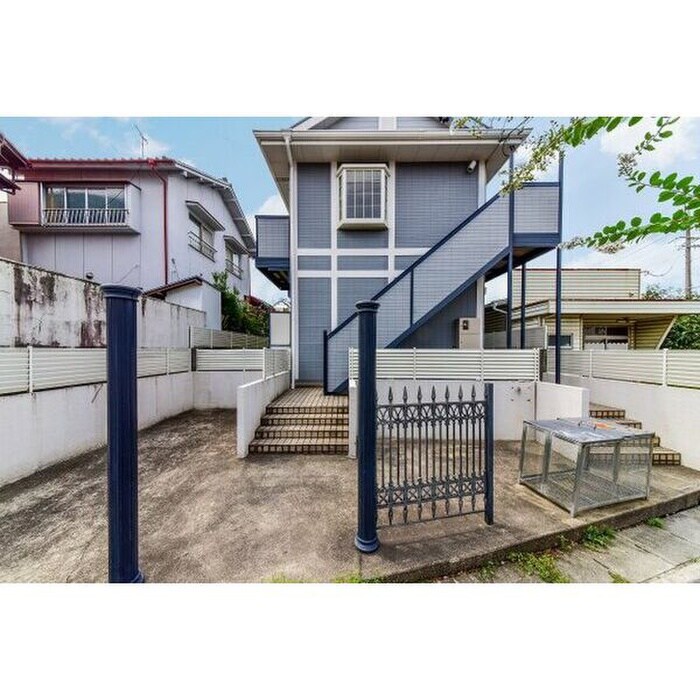 エターナルの物件外観写真