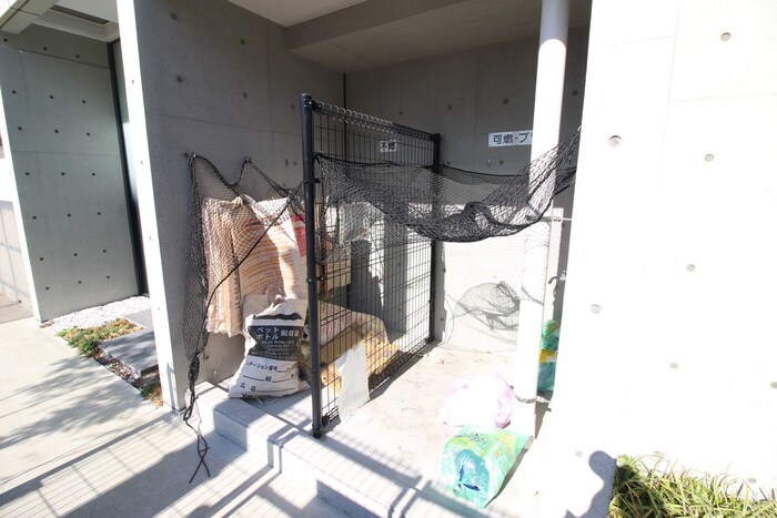 ラ・ルーチェの物件外観写真