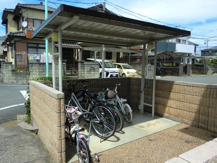 リッシュ・ヴェ－ルの物件外観写真