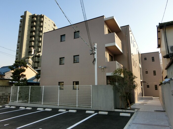 ラフィネメゾン瑞穂の物件外観写真