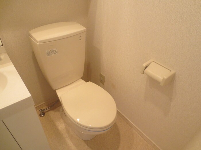 フロール尾頭橋の物件内観写真