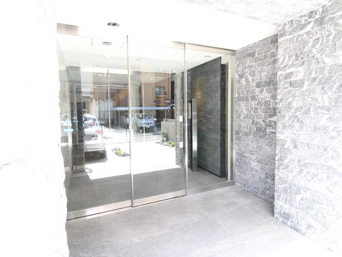 Ｃｏｕｒｔ　ＭＡＲＩＡＧＥの物件外観写真