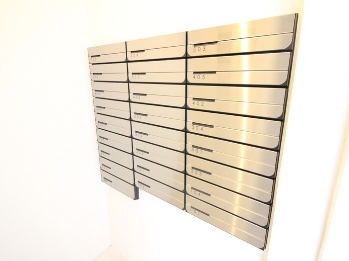 Ｃｏｕｒｔ　ＭＡＲＩＡＧＥの物件外観写真