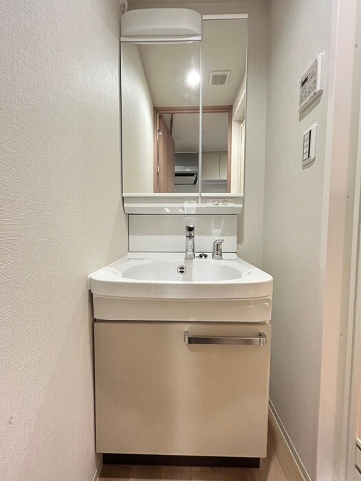 ﾌﾟﾚｻﾝｽ名古屋ﾙｸｿﾘｱ(905)の物件内観写真