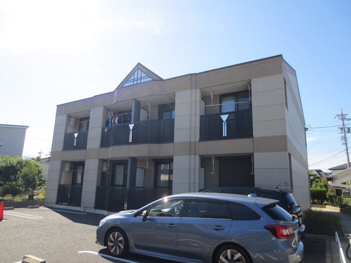 サンメモリ－の物件外観写真