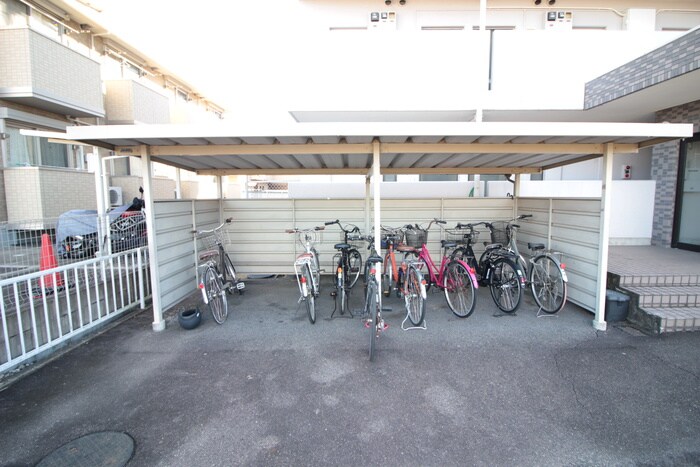 アカデミーコート　アルキメデスの物件外観写真