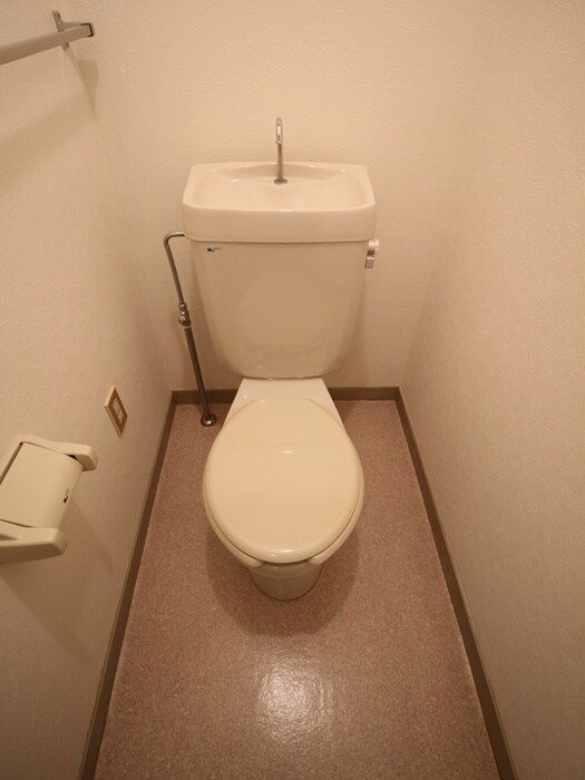 第二沢瀉ハイツの物件内観写真