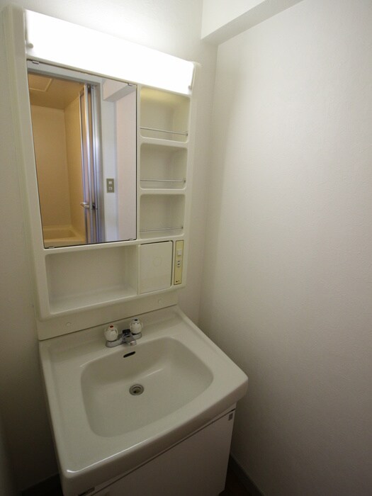 第二沢瀉ハイツの物件内観写真