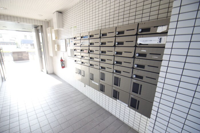 エスポワール名古屋の物件外観写真