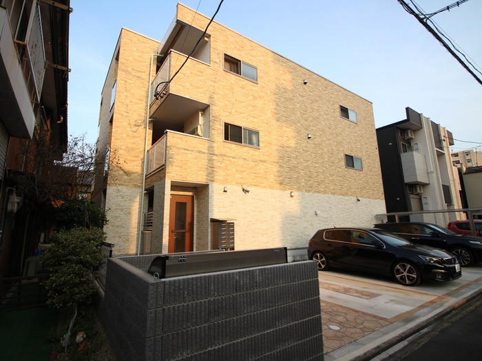 ＣＨＩＦＦＯＮ名駅の物件外観写真