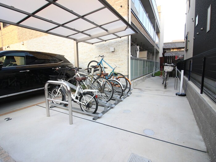 ＣＨＩＦＦＯＮ名駅の物件外観写真