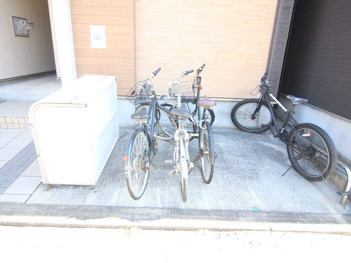 ルノンキュールの物件外観写真