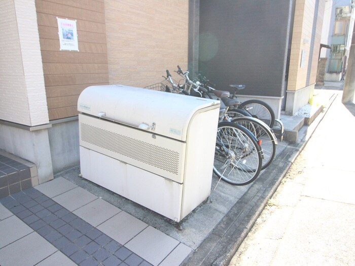 ルノンキュールの物件外観写真