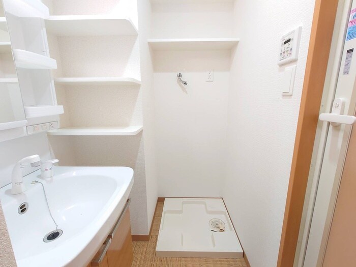 コスモナーレ千種の物件内観写真