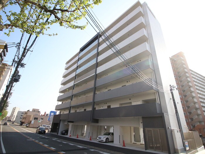 パルティール金山の物件外観写真